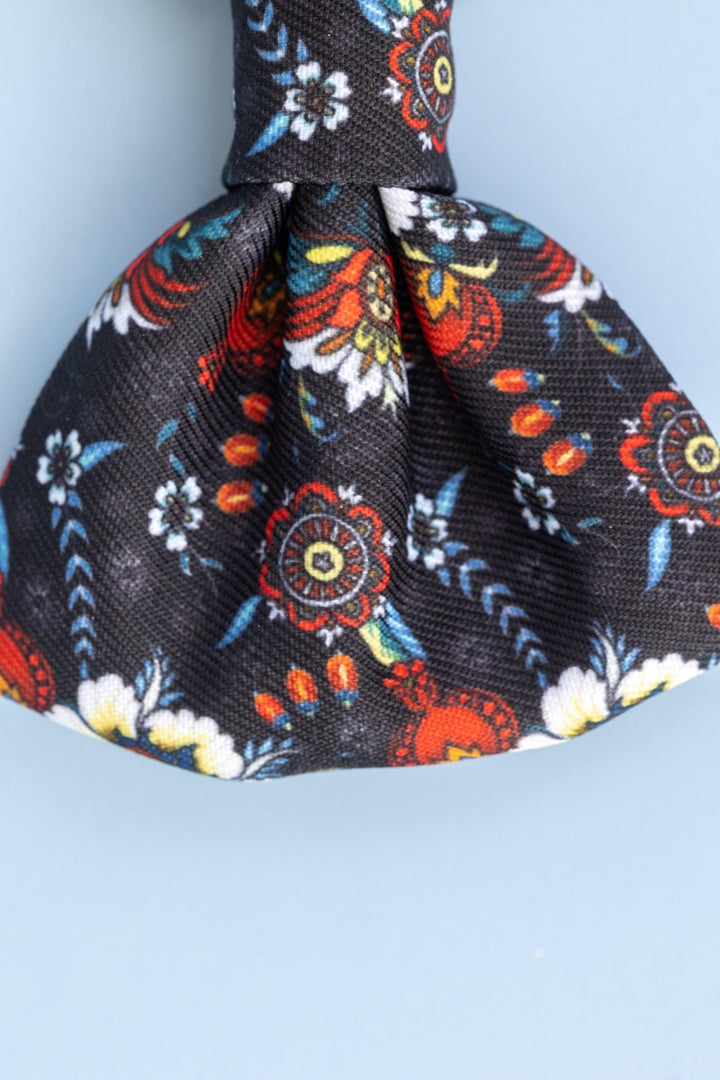 Dog Bow Tie | Folklore-Dizzy Dog Collars