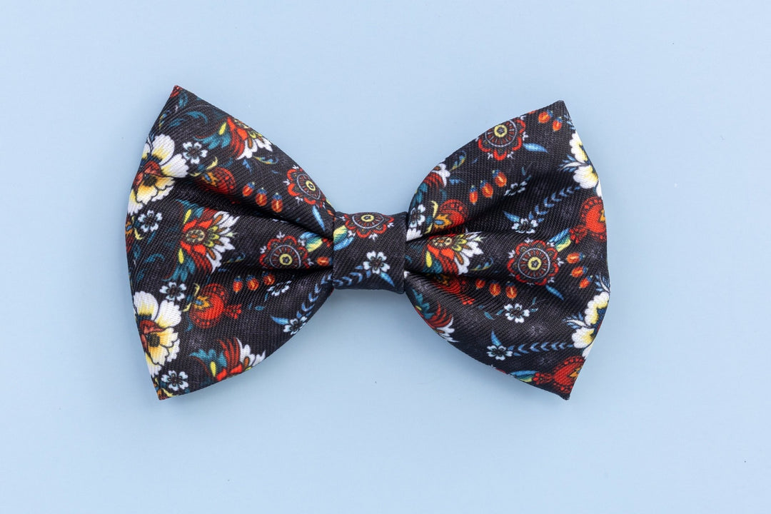 Dog Bow Tie | Folklore-Dizzy Dog Collars